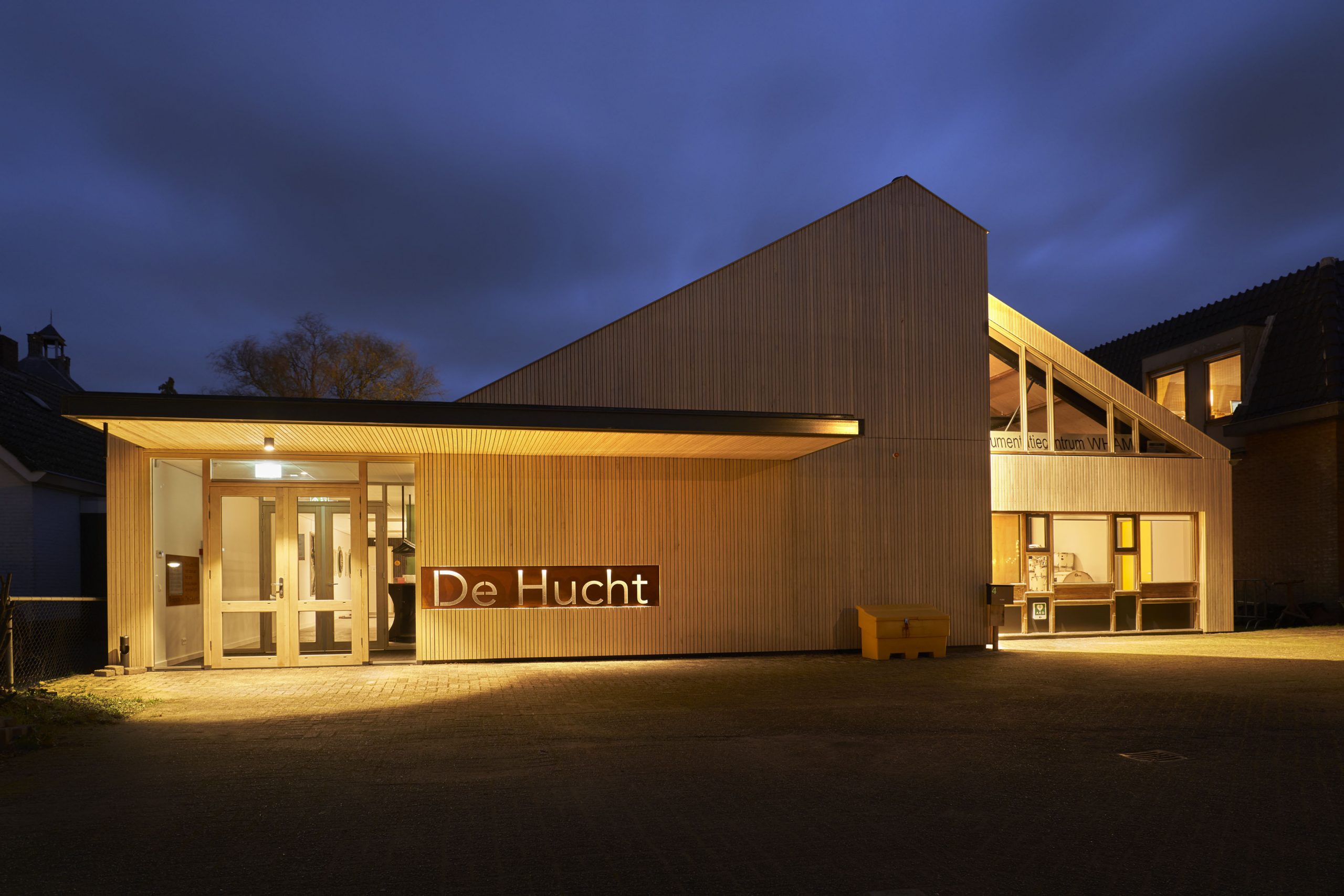 avond-hoofdingang